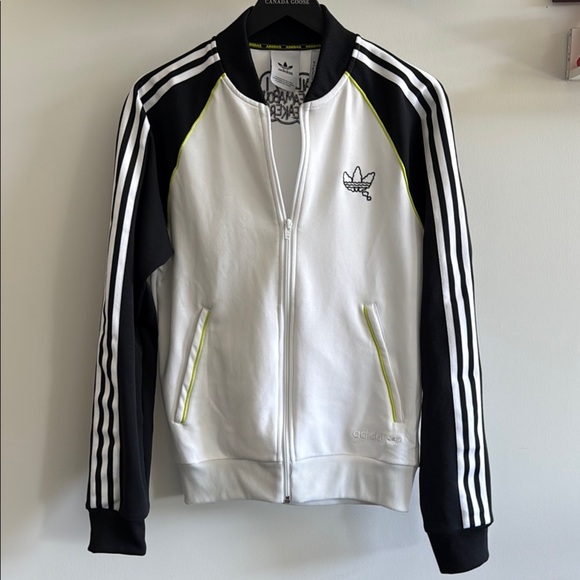 Adidas Black and White Bomber Jacket with Signature Stripes - Picture 4 of 9